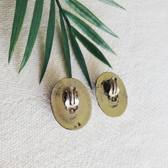 80's Oval Clip on Earings Red Gold Rope - Picture 2 of 2